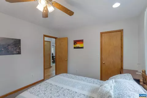 Bedroom - 33 Colonial Rd, Palmyra, VA 22963 photo 2 of 5