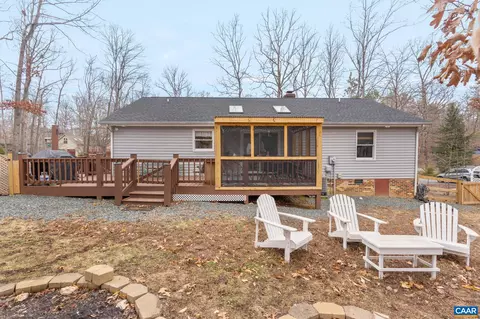 Exterior - 33 Colonial Rd, Palmyra, VA 22963 photo 7 of 13