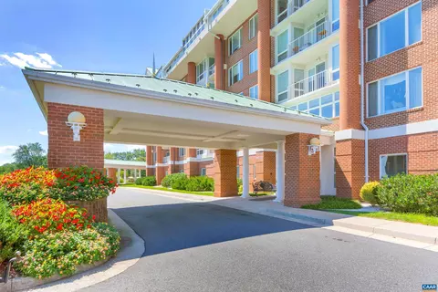 500 Crestwood Dr #2306, Charlottesville, VA 22903