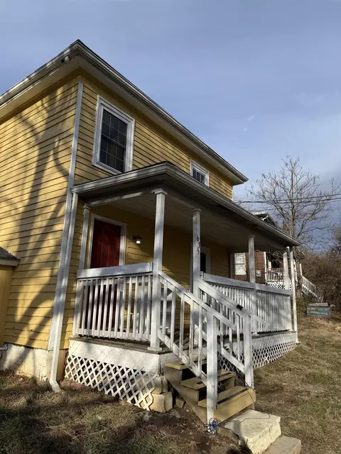 635 633 Stuart St, Staunton, VA 24401