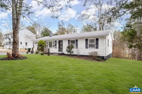 9 Pleasant View Ter, Palmyra, VA 22963