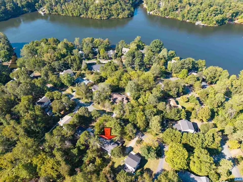 9 Pleasant View Ter, Palmyra, VA 22963 photo 4