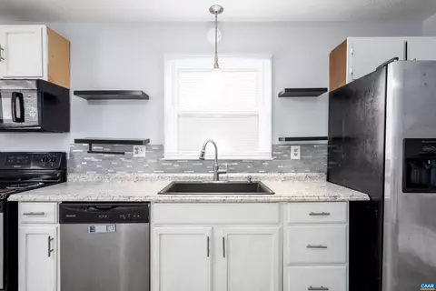9 Pleasant View Ter, Palmyra, VA 22963 photo 14