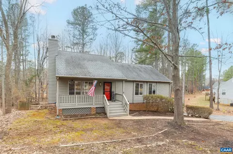 7 Englewood Dr, Palmyra, VA 22963