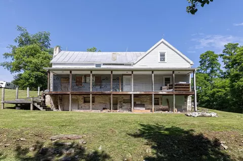 13573 Cooley Spring Ln, Broadway, VA 22815