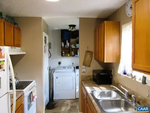 3324 Laurel Rd, Shipman, VA 22971 photo 14