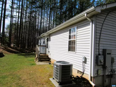 3324 Laurel Rd, Shipman, VA 22971 photo 4