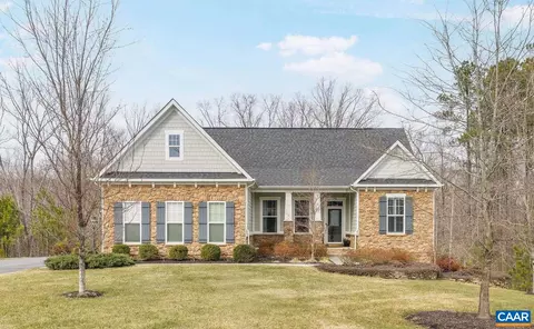 186 Blackberry Pl, Zion Crossroads, VA 22942