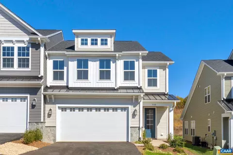 241 Springdale Rd, Waynesboro, VA 22980