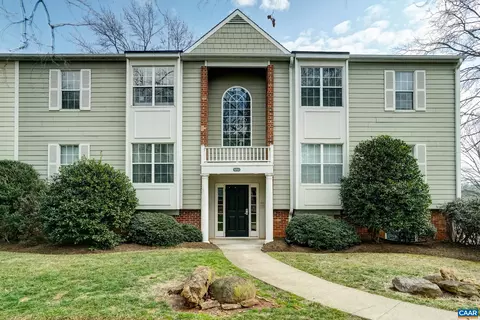 1252 Villa Ln #F, Charlottesville, VA 22903