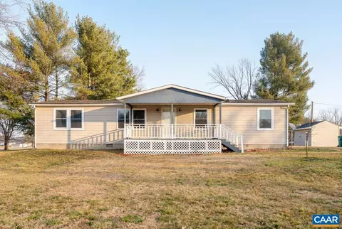 608 5th St, Grottoes, VA 24441