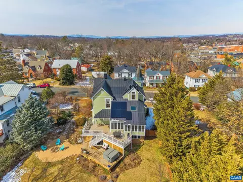 View/Area - 428 Maple Ave, Waynesboro, VA 22980 photo 3 of 7