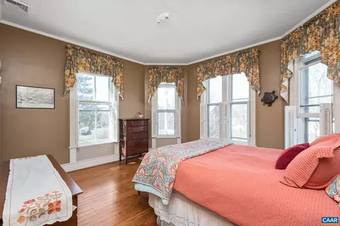 Bedroom - 428 Maple Ave, Waynesboro, VA 22980 photo 3 of 7