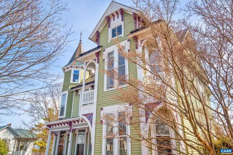 Exterior - 428 Maple Ave, Waynesboro, VA 22980 photo 19 of 20