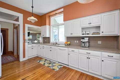 Kitchen - 428 Maple Ave, Waynesboro, VA 22980 photo 3 of 7