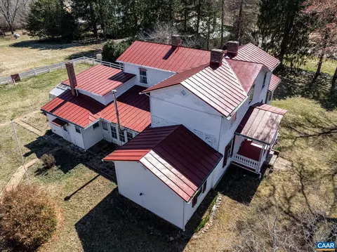 9451 Black Walnut Run Rd, Rhoadesville, VA 22542 photo 5