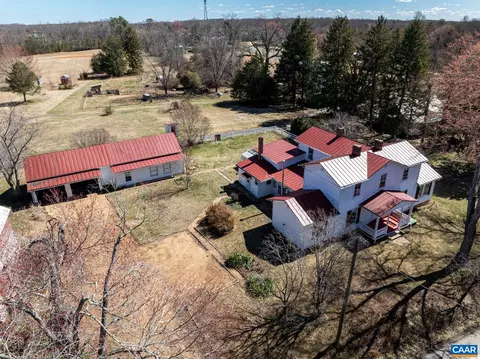 9451 Black Walnut Run Rd, Rhoadesville, VA 22542 photo 2