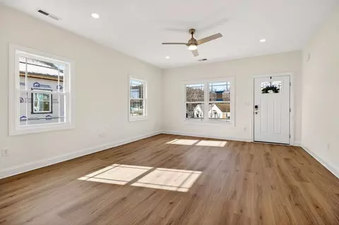 1301 E Main St, Waynesboro, VA 22980 photo 3