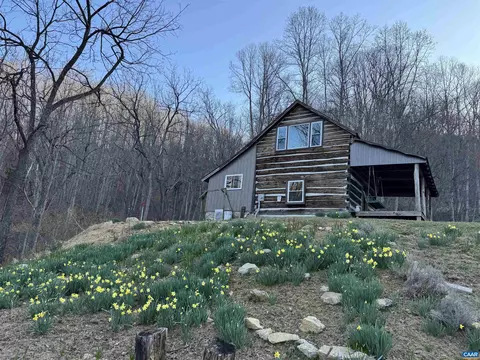 Exterior - 899 Wares Gap Rd, Monroe, VA 24574 photo 5 of 16
