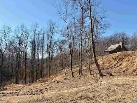 Exterior - 899 Wares Gap Rd, Monroe, VA 24574 photo 14 of 16