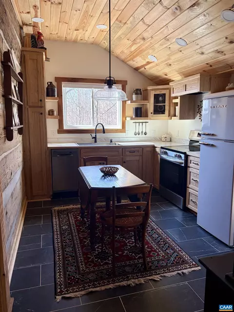 Kitchen - 899 Wares Gap Rd, Monroe, VA 24574 photo 2 of 4