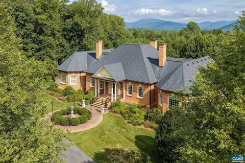 6385 Indian Ridge Dr, Earlysville, VA 22936