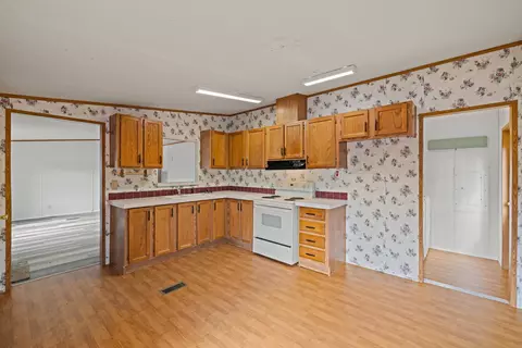 Kitchen - 38 Maggie Ln, Mount Solon, VA 22843 photo 3 of 9
