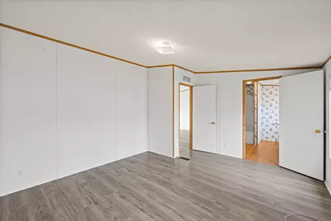 Bedroom - 38 Maggie Ln, Mount Solon, VA 22843 photo 2 of 6
