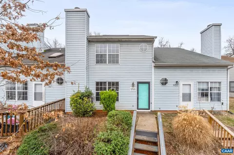 959 Rives St, Charlottesville, VA 22902