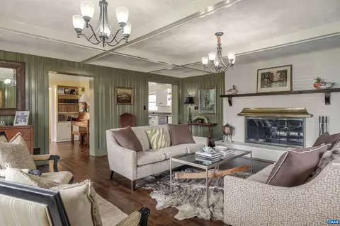 21 Deer Path, Charlottesville, VA 22903
