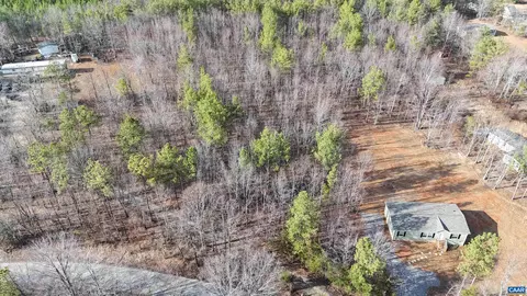 949 Austins Rd, Gladstone, VA 24553 photo 5