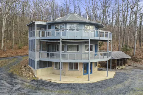 Exterior - 308 Brush Leaf Ln, Mount Jackson, VA 22842 photo 2 of 12