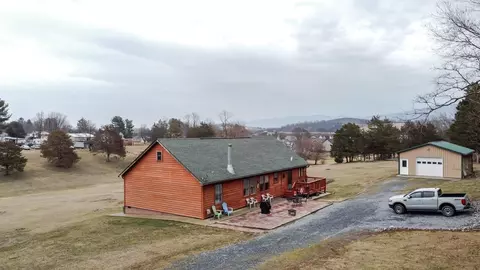 523 Gravels Rd, Harrisonburg, VA 22802