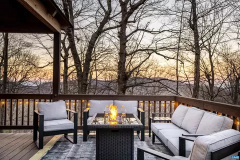 96 Squirrel Tree Ln, Wintergreen Resort, VA 22967