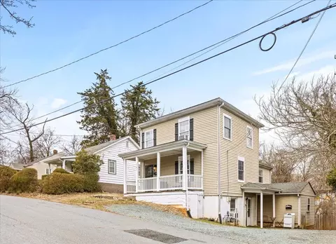 761 King St, Charlottesville, VA 22903