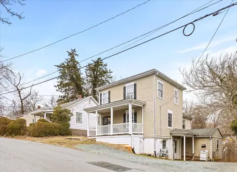 761 King St, Charlottesville, VA 22903