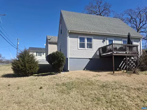 642 N Delphine Ave N, Waynesboro, VA 22980