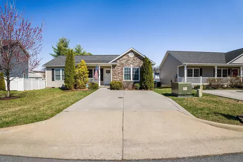 Exterior - 268 Dylan Cir, Bridgewater, VA 22812 photo 4 of 15