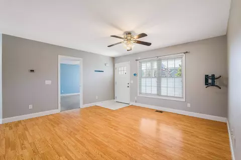 Living - 268 Dylan Cir, Bridgewater, VA 22812 photo 5 of 6
