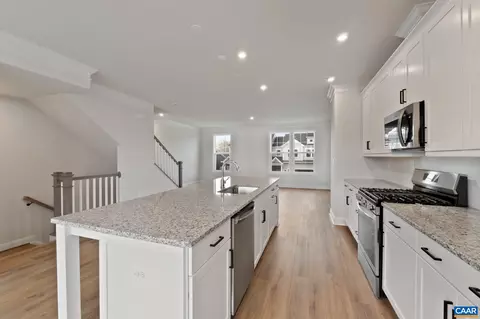 39 Marcella St, Charlottesville, VA 22911 photo 17