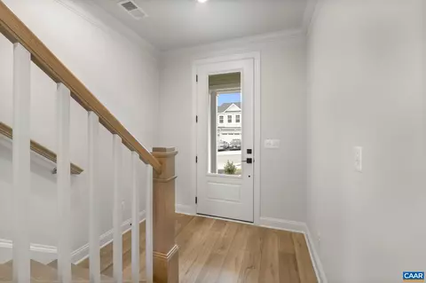 39 Marcella St, Charlottesville, VA 22911 photo 4