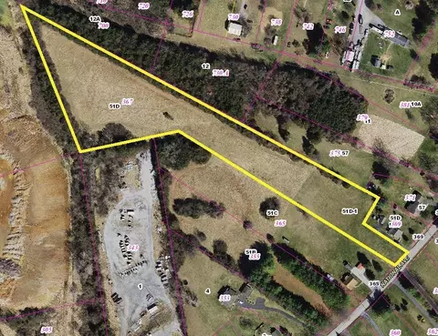 367 National Ave, Staunton, VA 24401