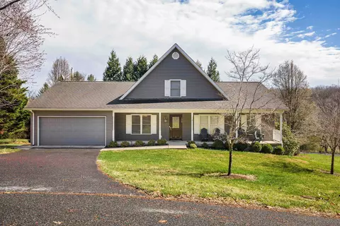126 Wayland Ct, Mcgaheysville, VA 22840