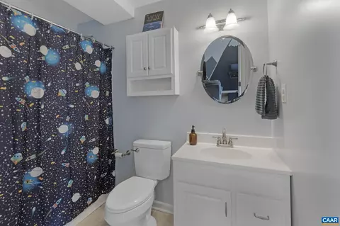 Bath - 103 Riverside Dr, Palmyra, VA 22963 photo 3 of 4