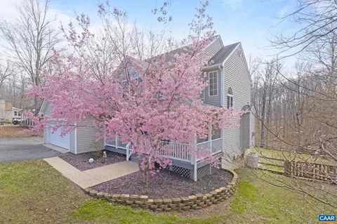 Exterior - 103 Riverside Dr, Palmyra, VA 22963 photo 2 of 16