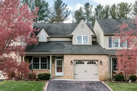 111 Villa View Dr, Staunton, VA 24401