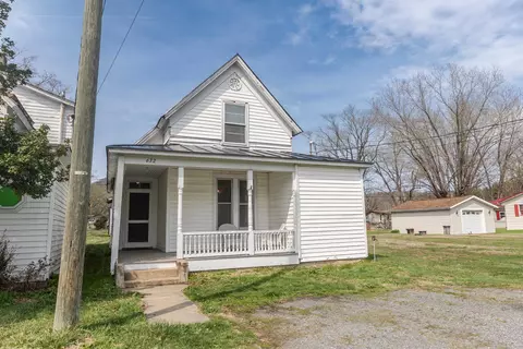632 Mcculloch St, Glasgow, VA 24555