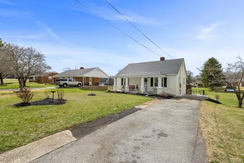 Exterior - 151 Stuart Ave, Stuarts Draft, VA 24477 photo 3 of 20