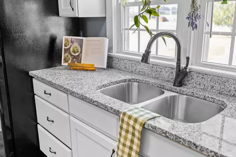 Kitchen - 151 Stuart Ave, Stuarts Draft, VA 24477 photo 7 of 11