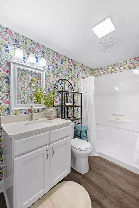 Bath - 151 Stuart Ave, Stuarts Draft, VA 24477 photo 2 of 9